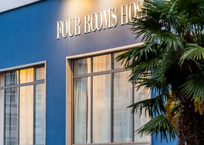  Four Rooms