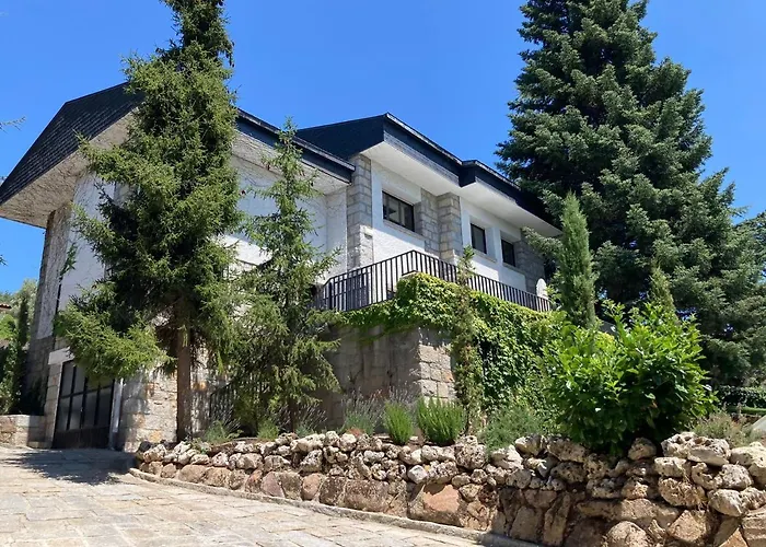 Cedros, Gran Chalet Con Piscina Y Apartamento En