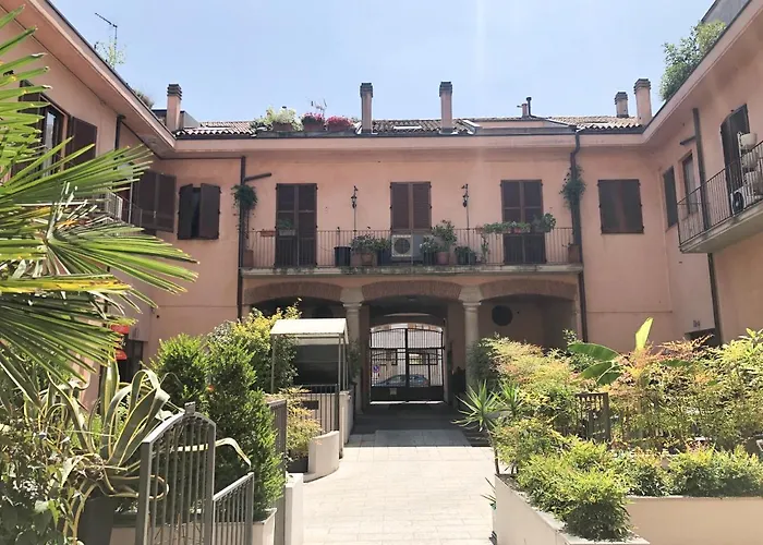 Easy - Rooms&Apartments Navigli