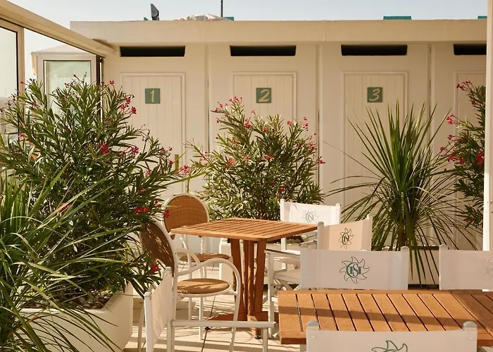 Hotel Saraceno Resort With Private Beach