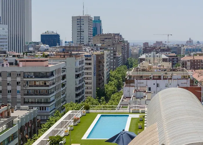 Apartahotel: Charming Eurobuilding Skyline Madrid