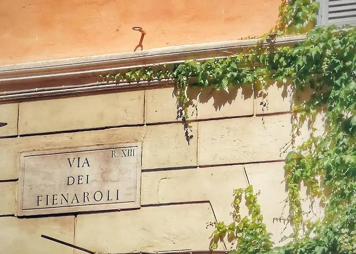 Trastevere Glasshouse