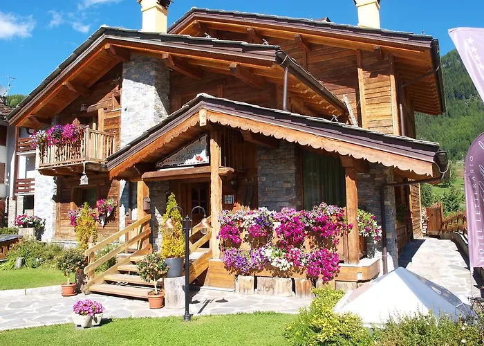 Hotel Letterario Locanda Collomb La Thuile