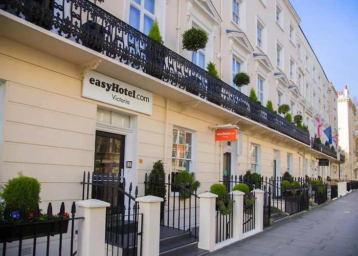 Cheap hotel: Easyhotel Victoria