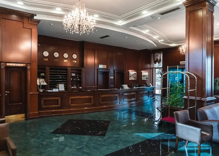 Luxury hotel only: Hotel Novi Sad