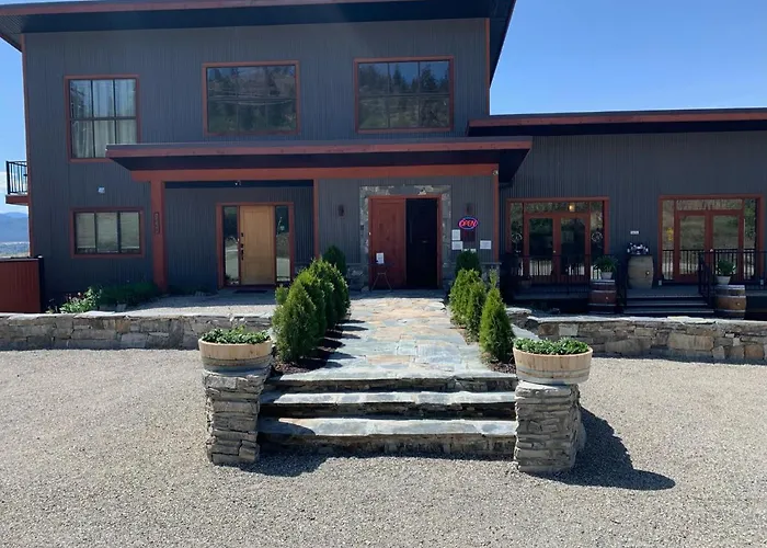 Airport Hotel: Wesbert Winery & Guest Suites