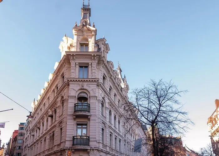 Elite Plaza