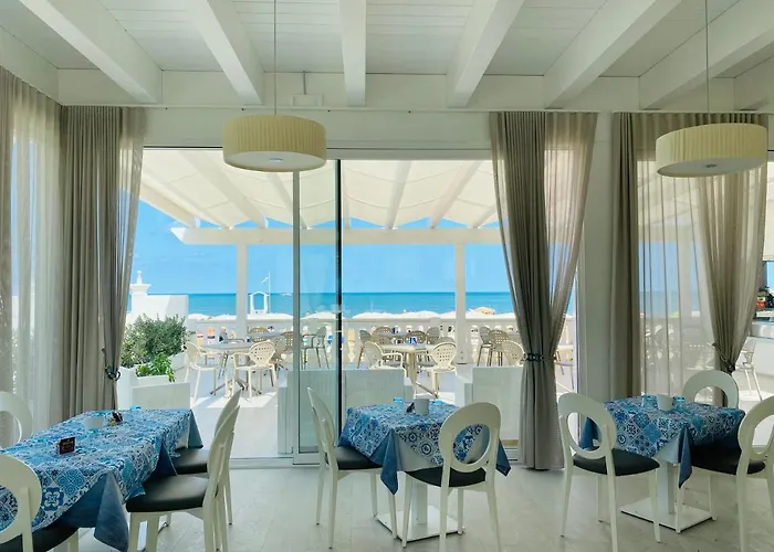 Resort: Hotel Corona Beach Peschici