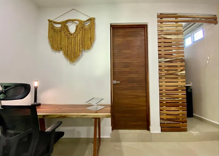 Hotel near College: Casa Elda