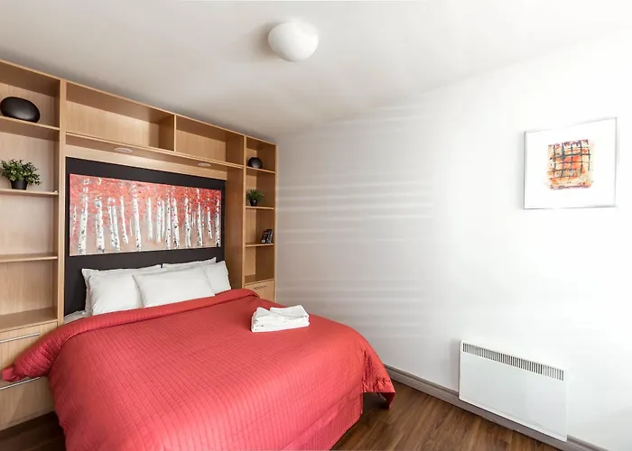 B&B only: Auberge & Hotel Montreal Espace Confort