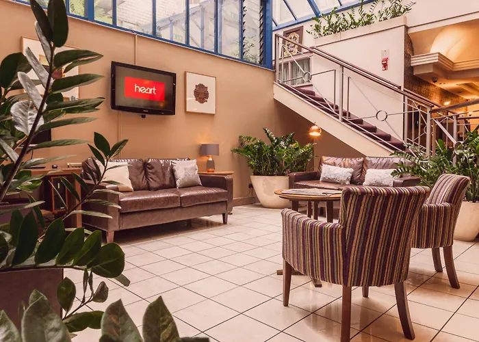 Beach hotel: The Gardens Hotel