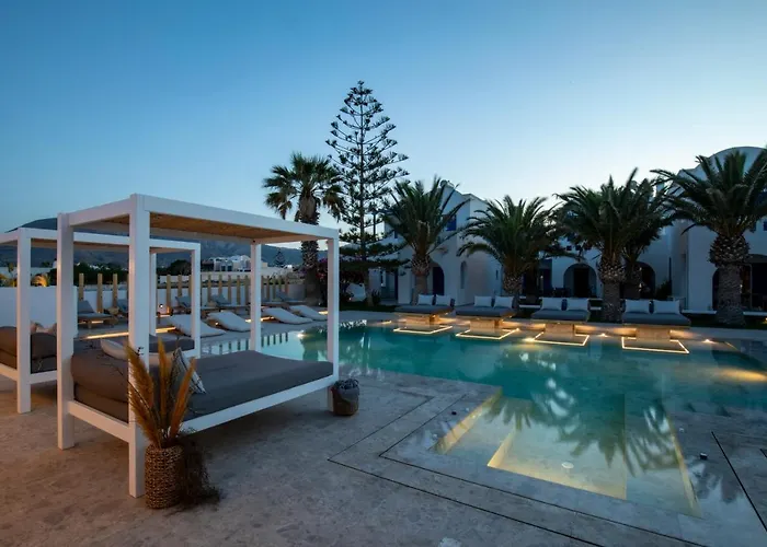 Hotel Jacuzzi: Louis Studios Santorini