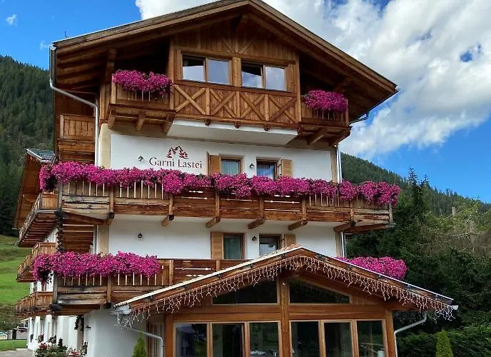 Hotel Ping Pong: Hotel Garni Lastei