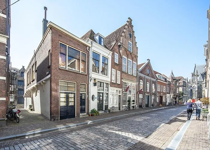 Blom Aan De Gracht