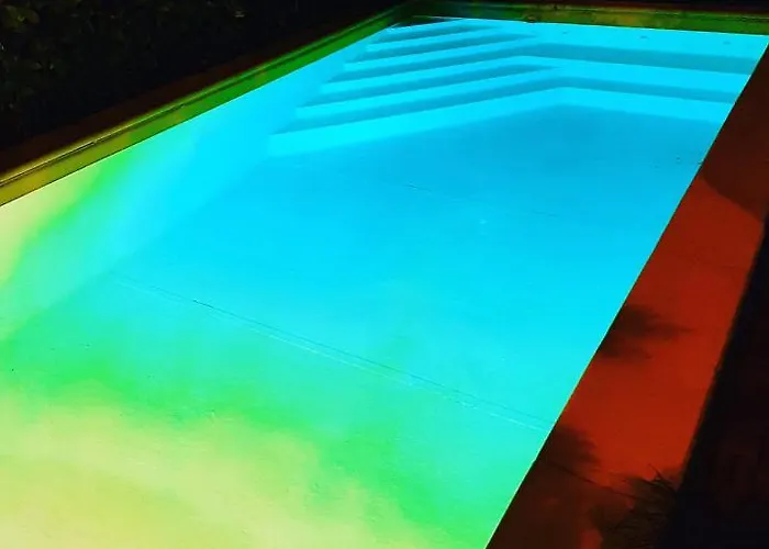 Casa vacanza: Villa Capri Apartment&Room