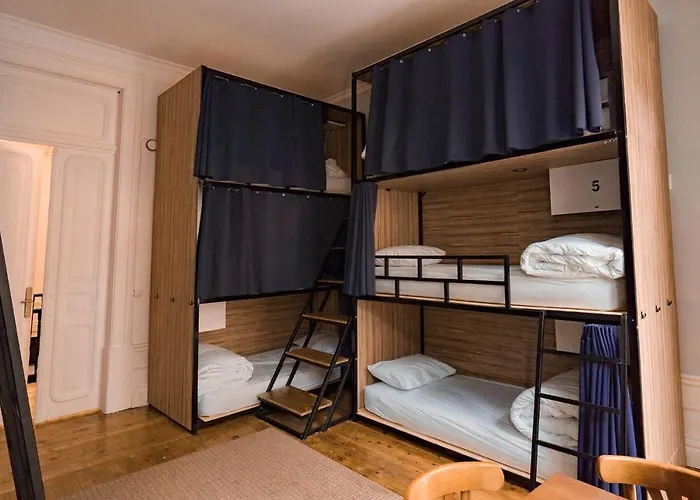 Hotel perto da faculdade: Rosalma Hostel