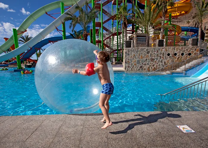  Livvo Lago Taurito & Aquapark