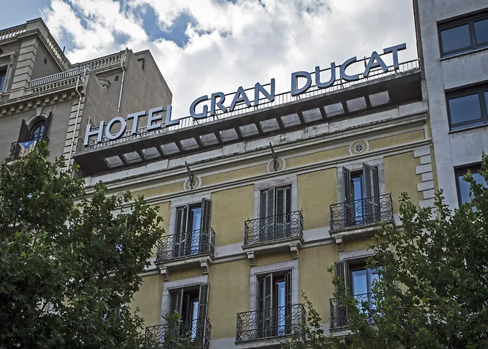 Hotel de playa: Bypillow Mothern