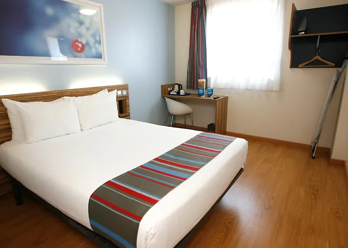 Hotel com vista: Travelodge Barcelona Poblenou