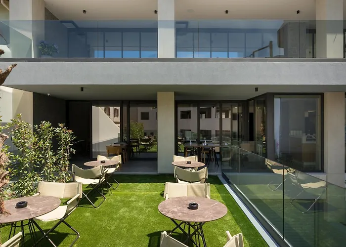 Hotel de lujo: Hyperion City Hotel & Spa