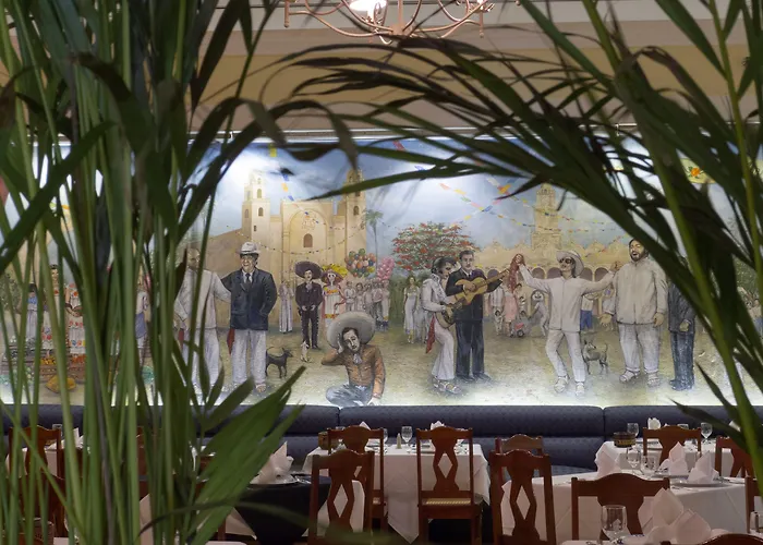 Luxury hotel only: Fiesta Americana Merida