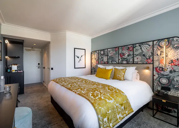 Hotel cerca del colegio: Voco Paris Montparnasse By Ihg