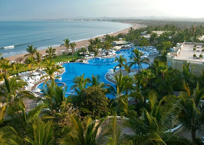 Luxury hotel only: Pueblo Bonito Emerald Bay Resort & Spa