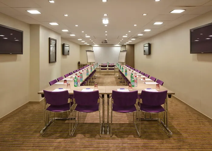 Holiday Inn Paris - Gare De Lyon Bastille By Ihg