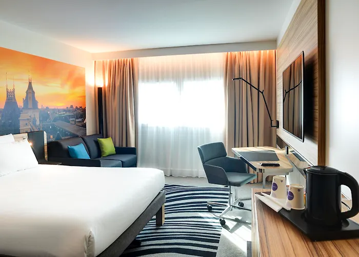 4 sterren hotel: Novotel Paris 14 Porte D'Orleans