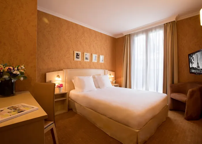 4 sterren hotel: Hotel Elysees Opera