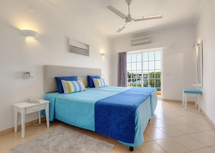 Hotel com parque aquático: 3Hb Clube Humbria