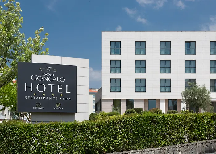Hotel com jacuzzi: Hotel Dom Goncalo & Spa