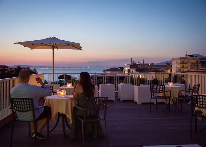 Hotel com jacuzzi: Hotel Michelangelo