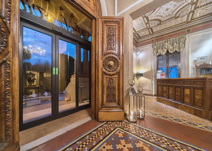 Hotel De La Ville