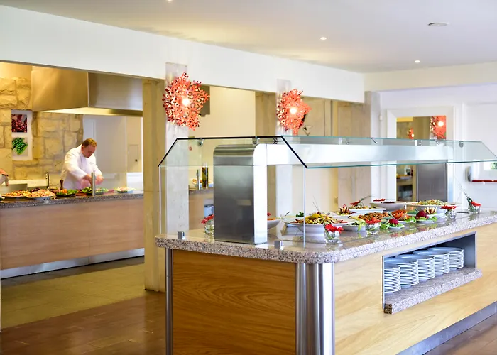Pestana Beach s Seaside Resort