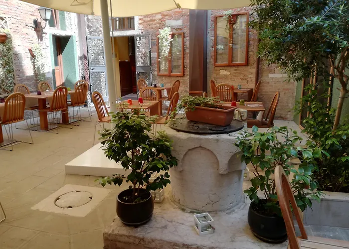 La Corte