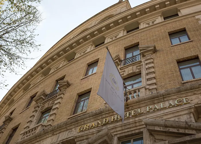 Boutique hotel only: Grand Hotel Palace Rome