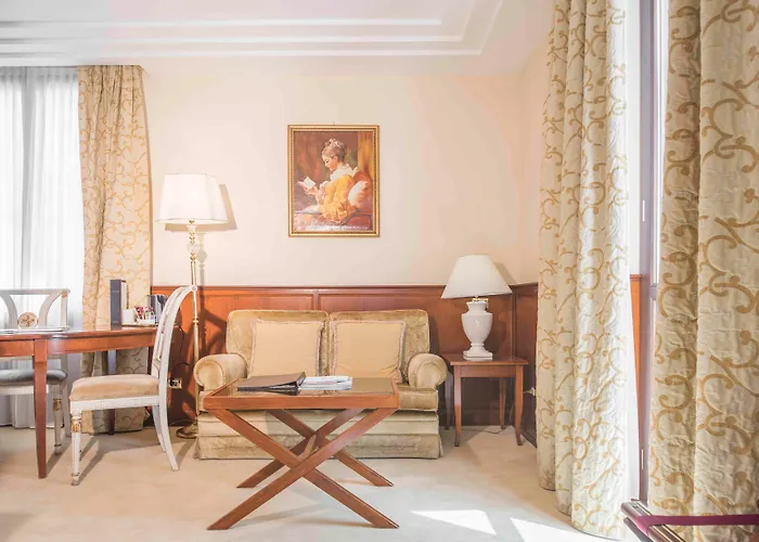Strandhotel: Golden Tower Hotel&Spa