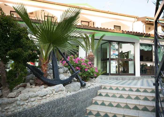 Marinella - Private Free Parking - Grotticelle Beach 200 M