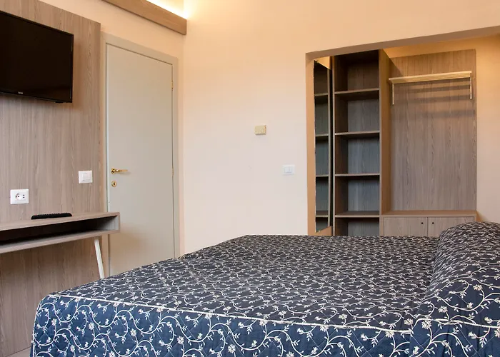 3 star hotel: Hotel Mediterraneo