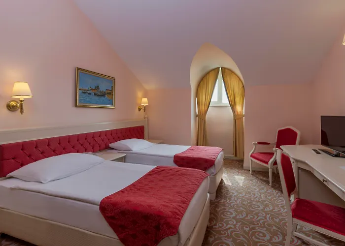 Resort: Kremlin Palace