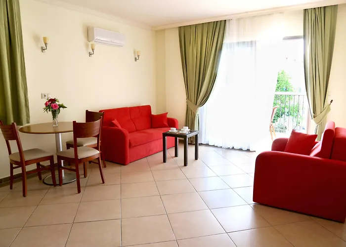 Club Karakas Apart Otel Marmaris