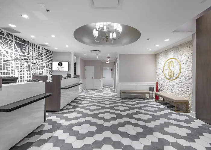 Hotel de 4 estrellas: Hotel Saint Clair - Magnificent Mile