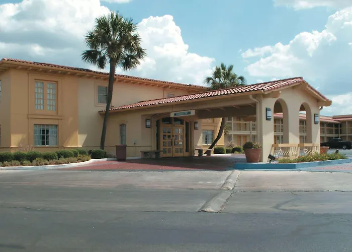 Baymont By Wyndham San Antonio South Park