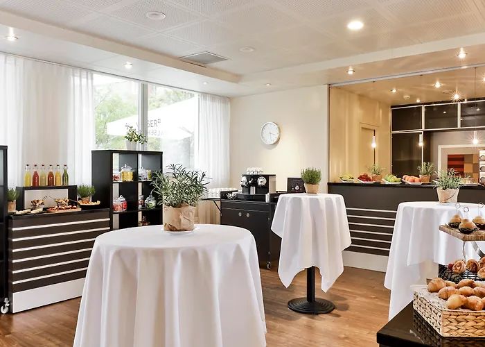 Luxury hotel only: Essential By Dorint Basel City