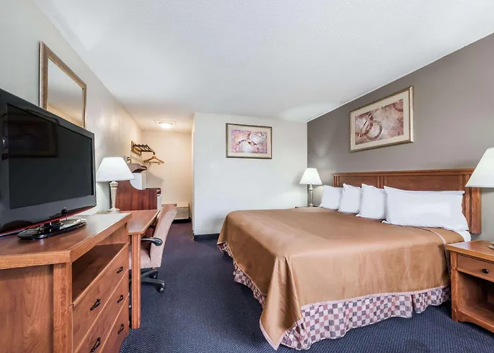 Hotel: Red Carpet Inn Lancaster