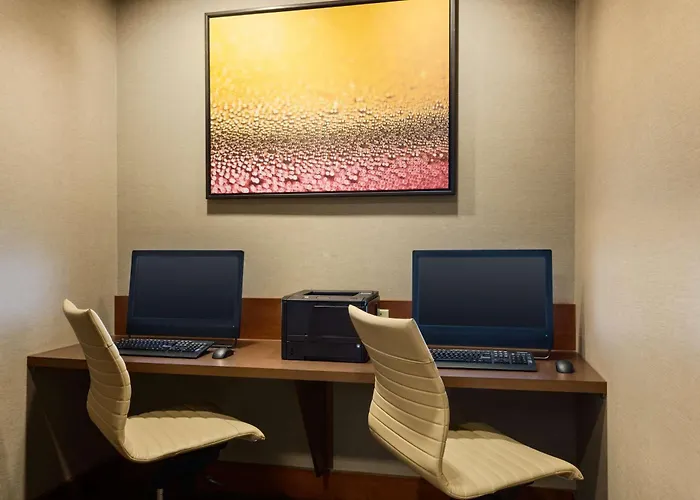 Hyatt Place Milwaukee Airport