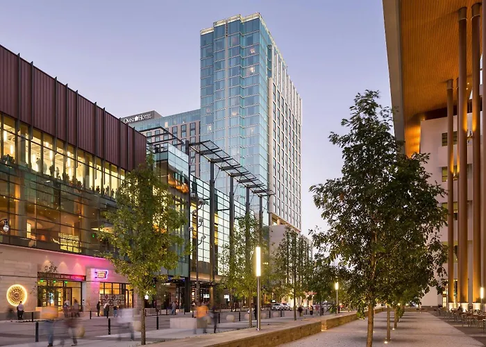 Hotels With Four Stars Omni Nashville