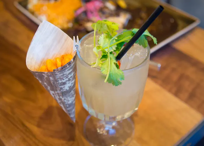 Hotel near College: Riviera Beach House