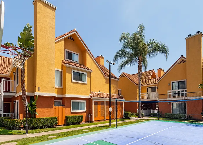 Resort: Clementine Hotel & Suites Anaheim